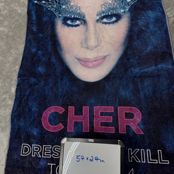 Cher Dressed To Kill Tour 2014 Beach Towel 57x27 USA Collectible - Picture 5 of 5